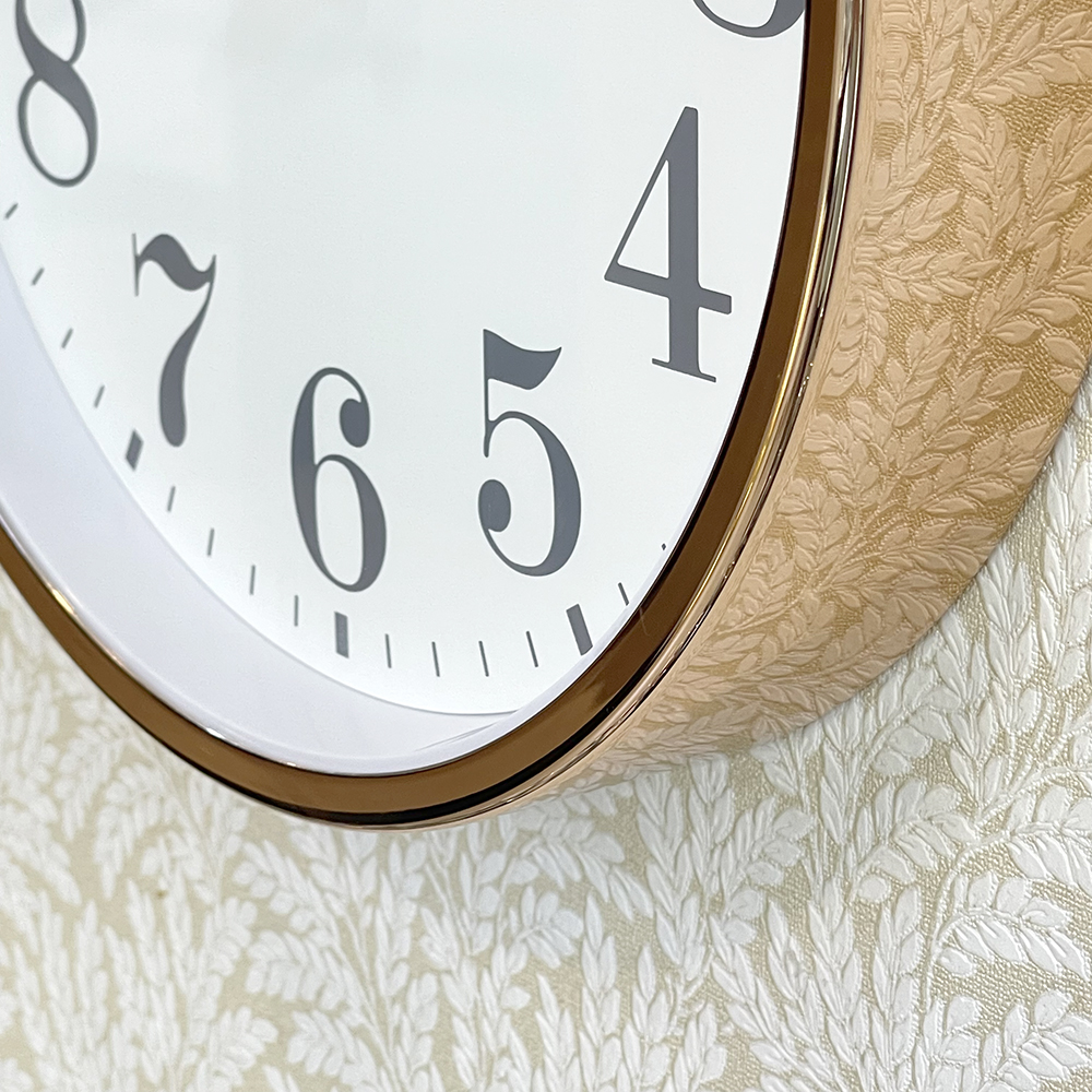 Đồng hồ Rhythm CMG606NR67- Kt 25.0 x 4.7cm, 560g. Vỏ kim loại, dùng PIN