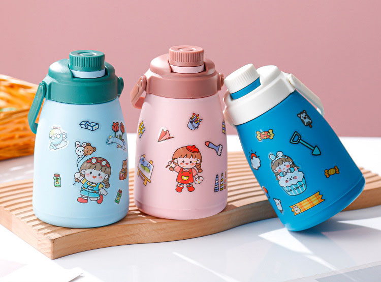 Bình Thủy Tinh Bọc Nhựa 500ML Kèm Sticker