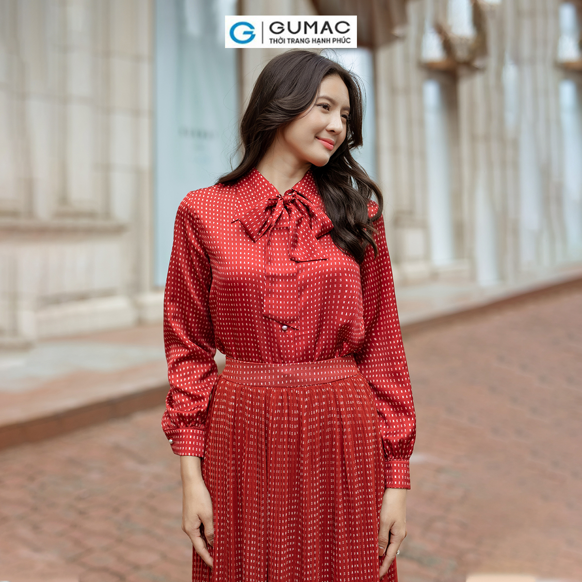 Set lẻ Áo kiểu buộc nơ thời trang GUMAC AD06007 - Chân váy xếp ly họa tiết VD06054