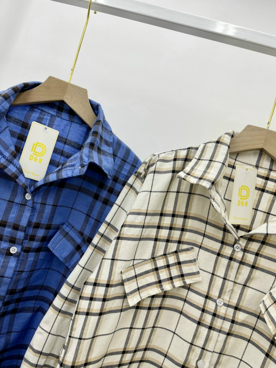 ÁO SƠ MI CARO NAM NỮ KIỂU KHOÁC CHẤT LỪ PHONG CÁCH TRẺ CỰC TREND SIÊU CUỐN HÚT CỦA NĂM, áo somi kẻ unisex -áo somi nữ ,áo sơmi caro phom to rộng ,áo somi nam nữ đều mặc được ,kiểu dáng vintag ulizzang