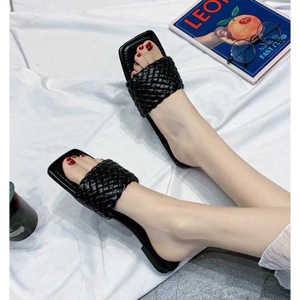 Dép Đế Bằng Thiết Kế Xinh Xắn Thời Trang Cho Nữ