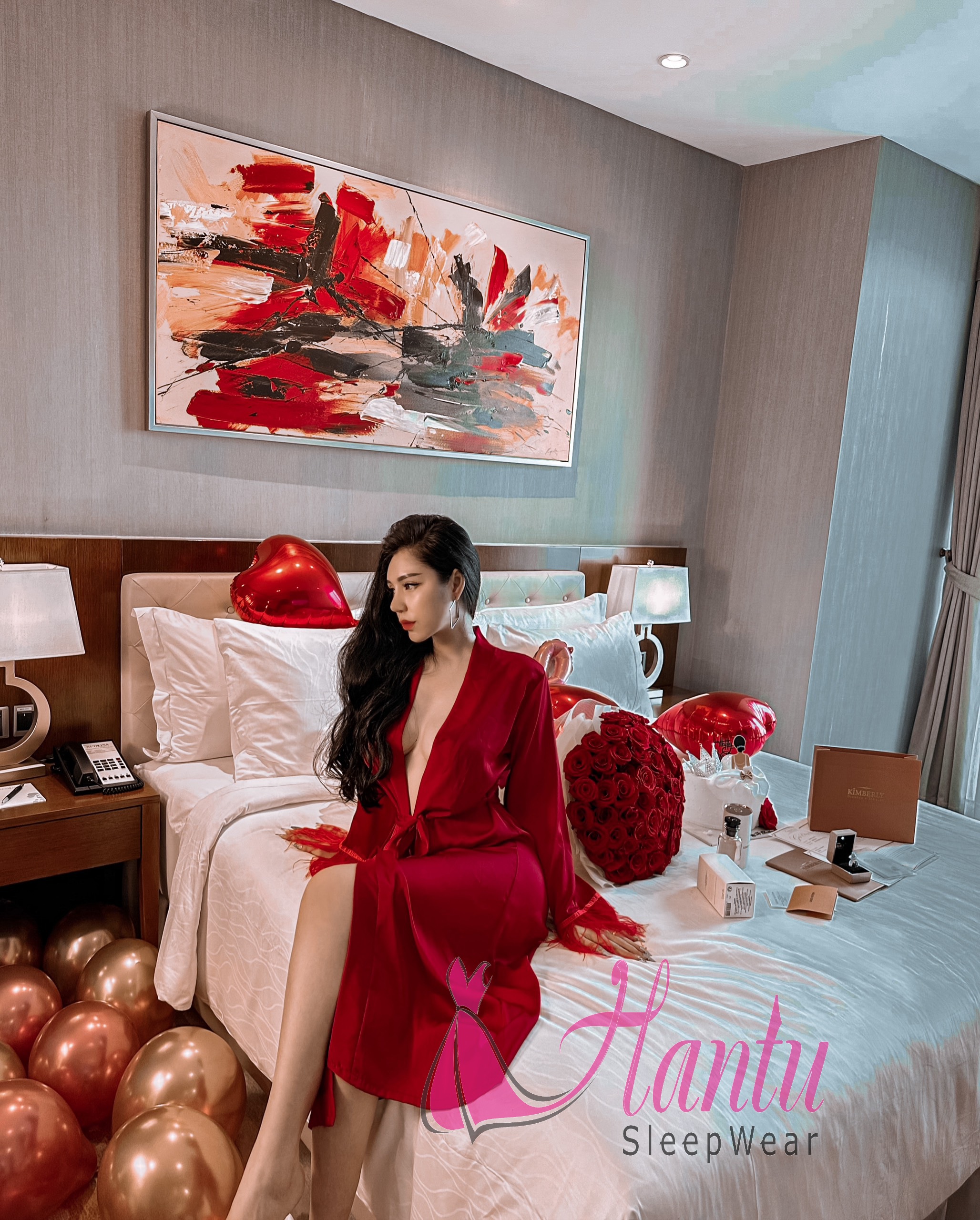 Set áo choàng  +váy ngủ lụa dài cô dâu phối lông vũ cao cấp chup hình phóng sự cưới sang trọng Hantu Sleepwear