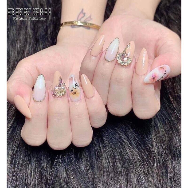 Đá chân nhọn mix size 12 màu làm nhị hoa trang trí móng beeshi shop nail