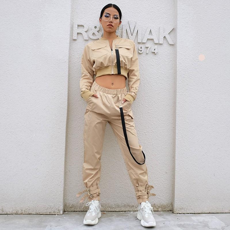 Set Quần Jogger kèm Áo khoác Croptop