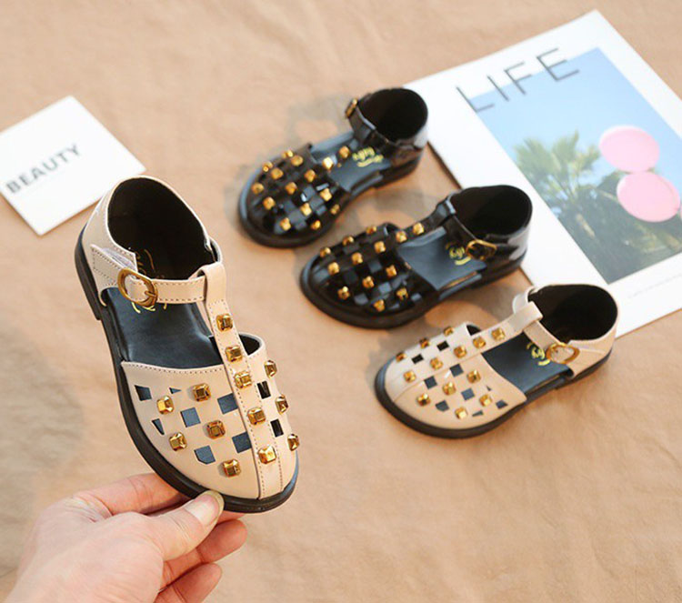 GIÀY SANDAL BÚP BÊ TÁN ĐINH CỰC XINH CHO BÉ