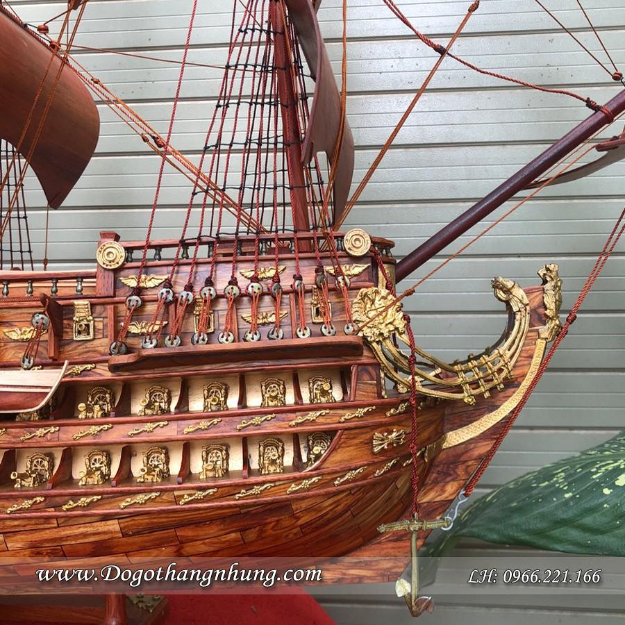 Thuyền buồm gỗ sưa đỏ tại xưởng Bắc Ninh