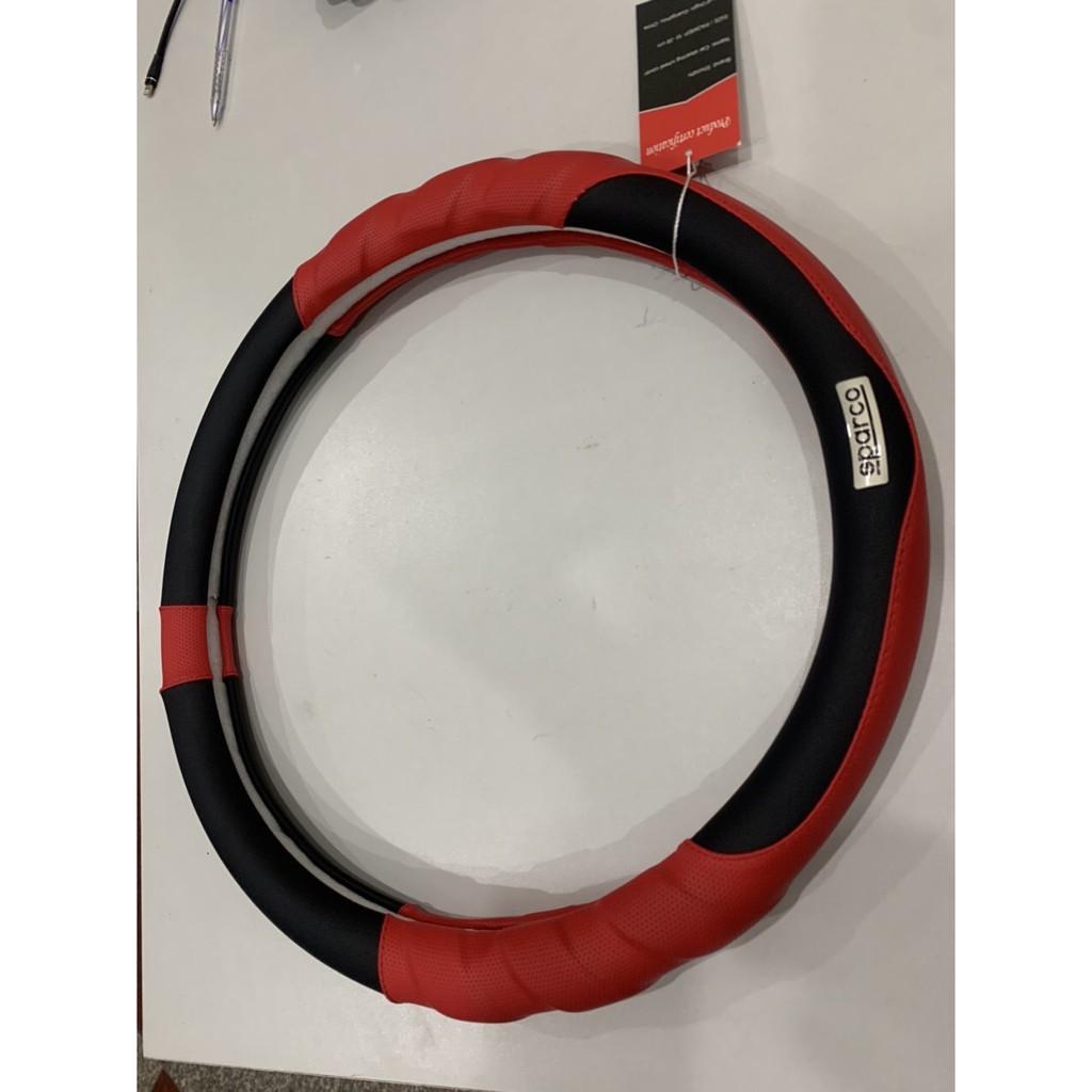 Bọc vô lăng Sparco cao cấp, logo kim loại - size 38, phù hợp cho mọi dòng xe 4 chỗ và 7 chỗ.