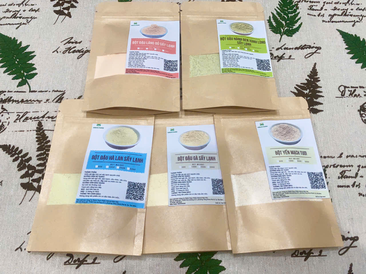 Combo 5 loại bột sấy lạnh: bột đậu gà, bột đậu lăng đỏ, bột đậu hà lan, bột đậu nành đen xanh lòng, bột yến mạch tươi nguyên chất, siêu mịn, không biến đổi gen (mỗi gói 100g)