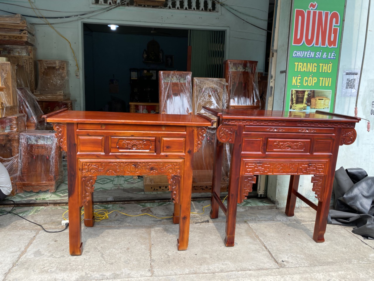 Bàn Thờ Bàn Cúng-Bàn phật-Bàn gia tiên 1 tầng ngang 1m75 Gỗ Tràm Bông Vàng