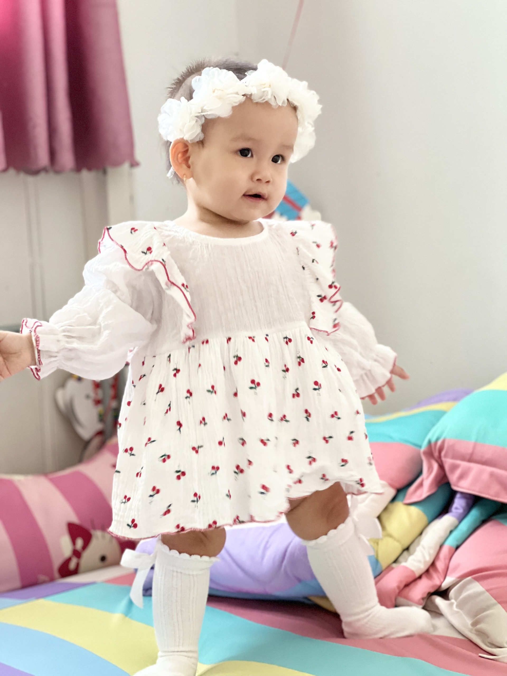 ￼[3-12kg] Body Váy Trắng Tay Dài NHÍM XÙ KIDS Cho Bé Gái Sơ Sinh, Đầy Tháng, Thôi Nôi Chất Đũi Xốp Mềm Mát A443