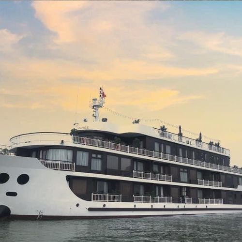Voucher 2N1Đ Ngủ Đêm Trên Du Thuyền 5 Sao Dora Cruises Sang Trọng