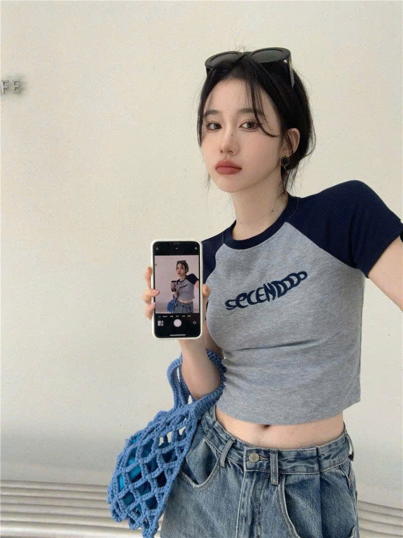 Áo croptop kiểu nữ 2N Unisex SÊCEN tay ngắn màu xám phối xanh