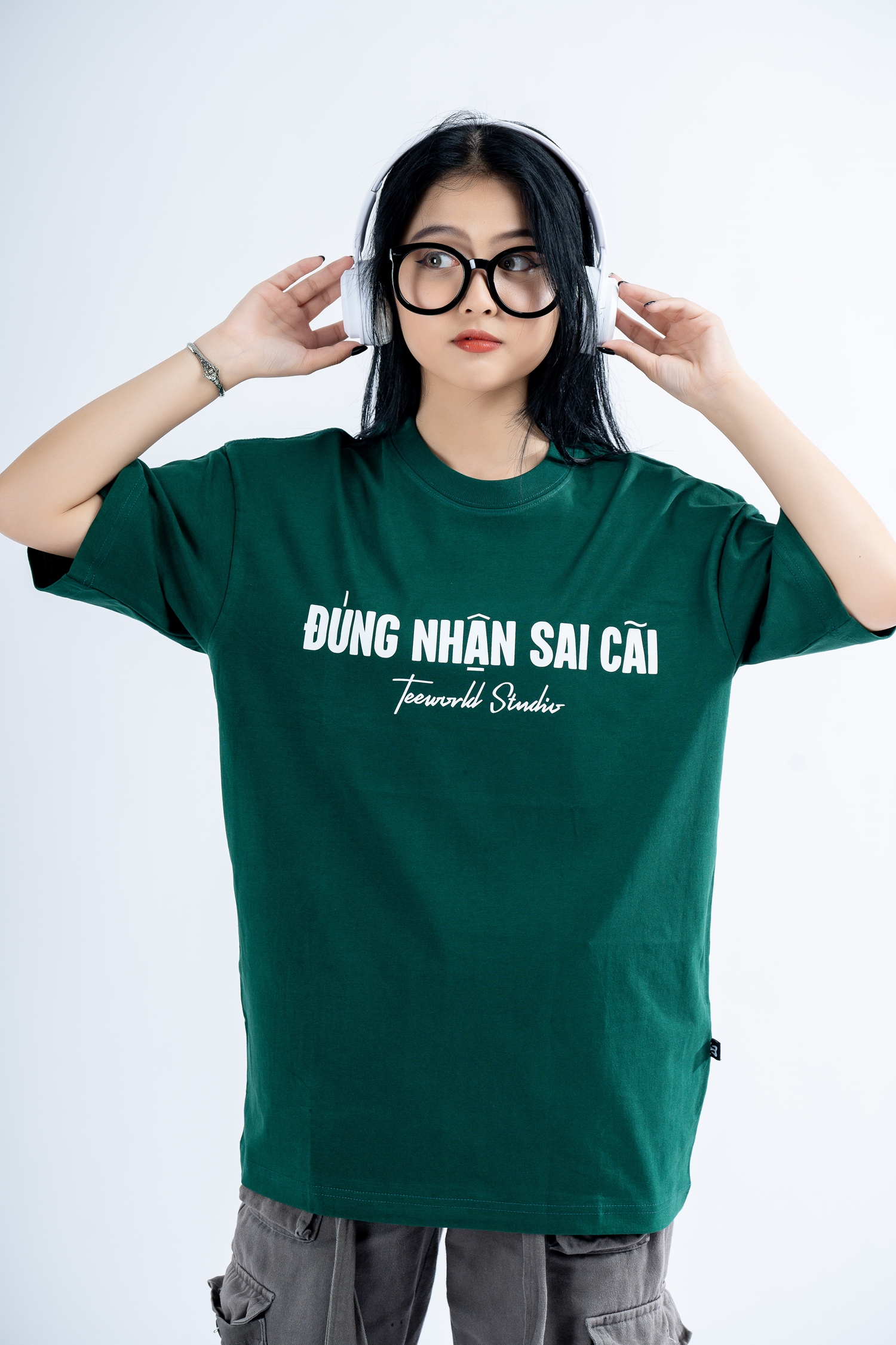 Áo Thun Local Brand Teeworld Đúng Nhận Sai Cãi Nam Nữ Form Rộng Unisex