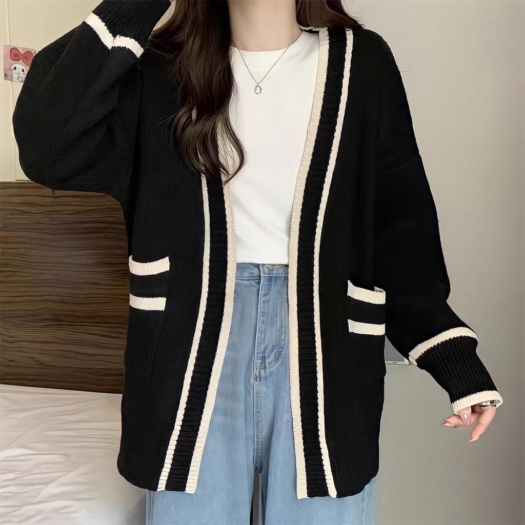 Áo Khoác Cardigan Len Nữ Chạy Sọc Túi Trước Dáng Dài Cúc Cài