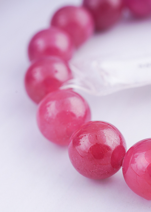 Vòng Đá Ruby Thái Hồng Đậm Trong Hadosa 11mm