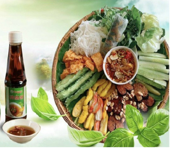 Nước mắm chay vương ngọc, đặc sản Tây Ninh, nước chấm từ quả thơm, đậu nành, không sử dụng phẩm màu thực phẩm