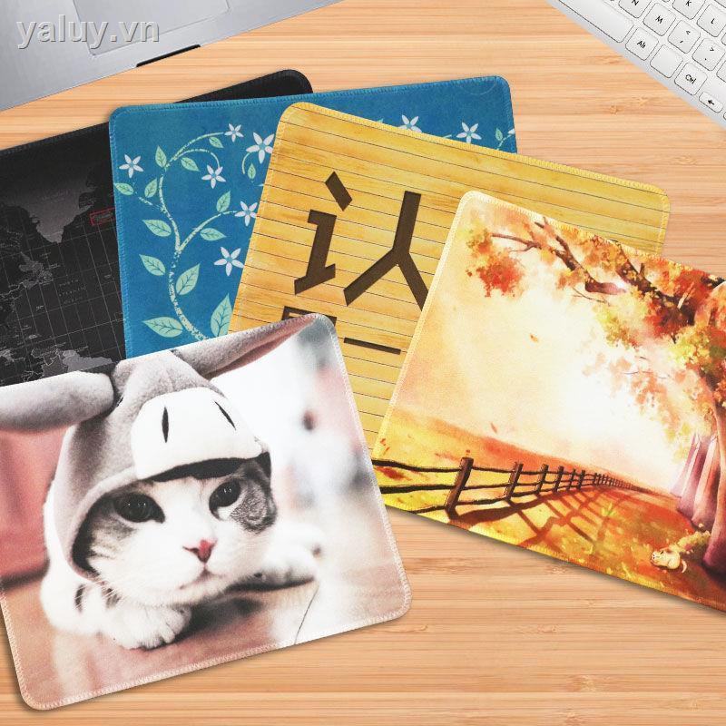 Tấm lót chuột và bàn phím máy tính in hình cô gái anime dễ thương