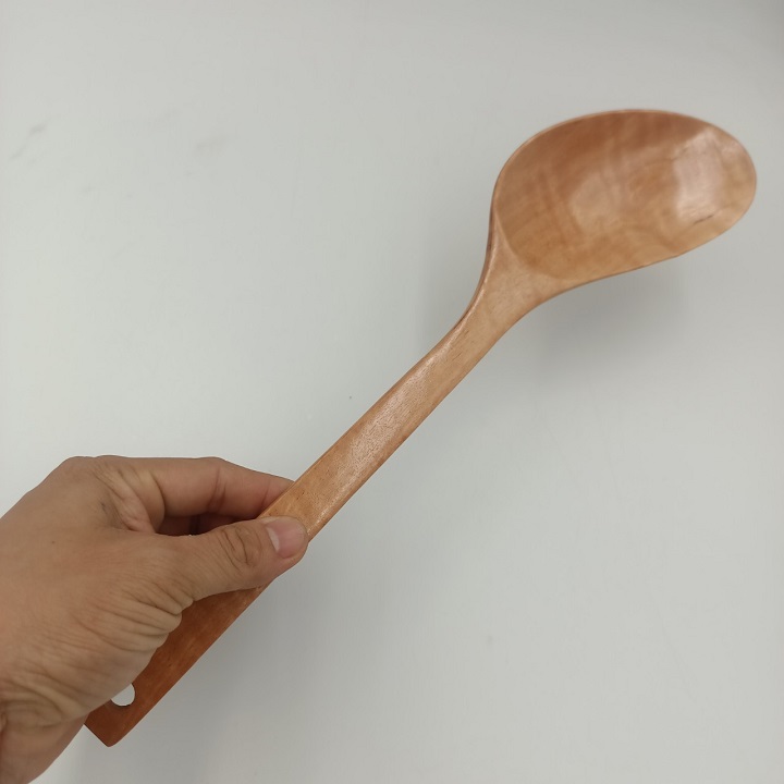 Muôi Xới Cơm Đảo Đồ ăn Dáng Lệch Gỗ Tự Nhiên An Toàn Cho Sức Khỏe
