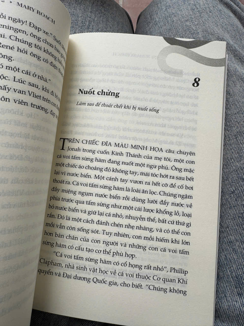 NUỐT: Những Chuyến Phiêu Lưu Xuôi Đường Tiêu Hóa - Mary Roach - Nguyễn Minh Bích Vân &amp; Nguyễn Thành Trung dịch - Nhã Nam
