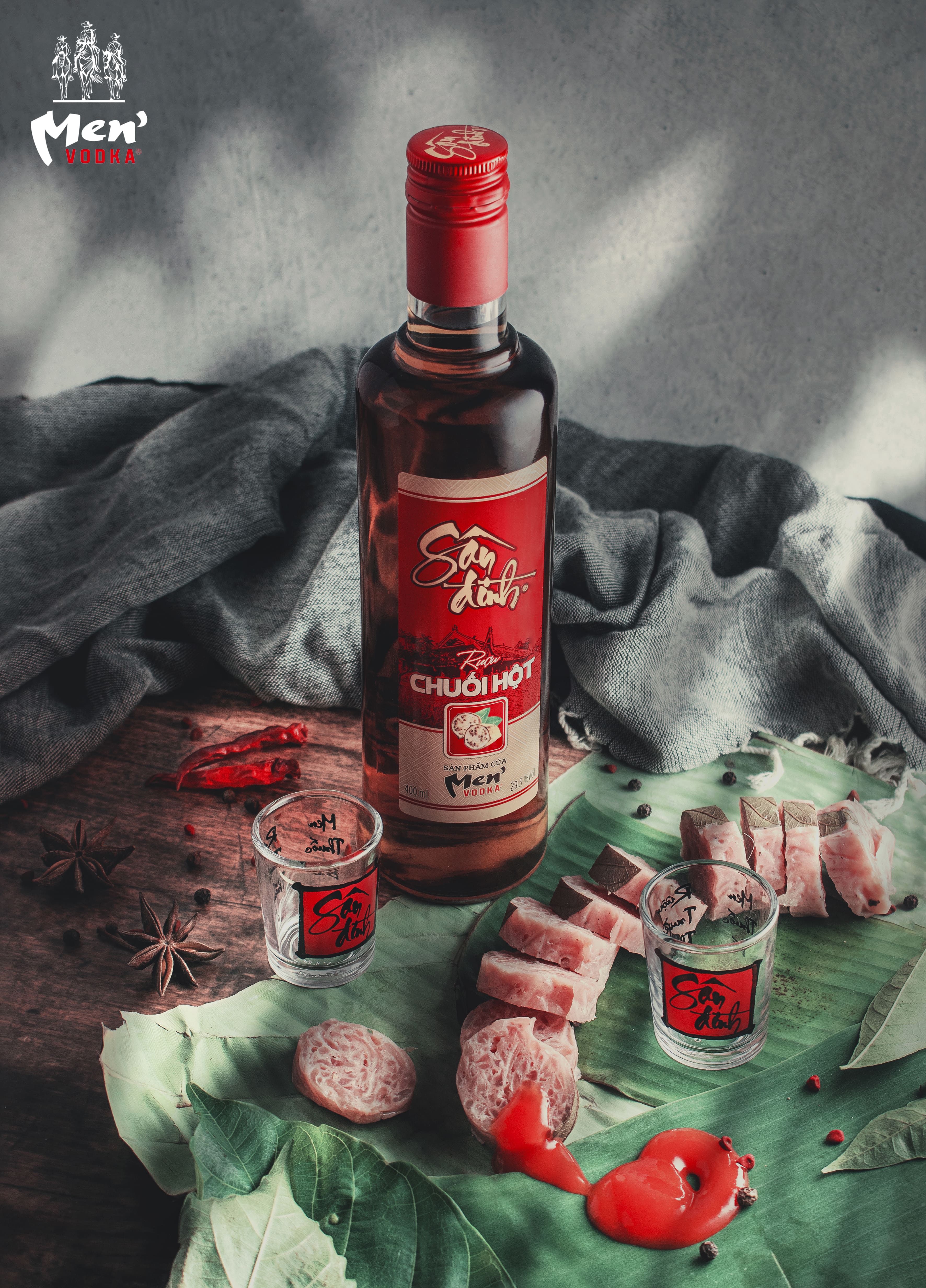 Rượu Sân Đình Chuối Hột 29,5% chai 400ml