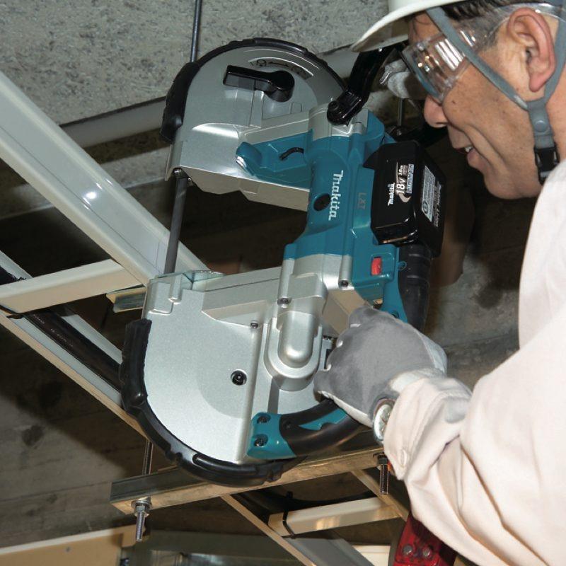MÁY CƯA VÒNG 120X120MM DÙNG PIN 18V MAKITA DPB180RFE - HÀNG CHÍNH HÃNG