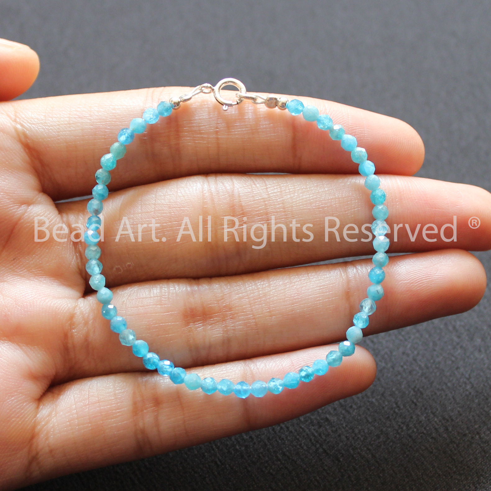 Vòng Tay 2.8MM Đá Apatite Tự Nhiên Màu Xanh Biển Giác Cắt Loại A, Mệnh Thuỷ, Mộc, Vòng Tay Phong Thuỷ, Lắc Tay, Chuỗi Hạt - Bead Art