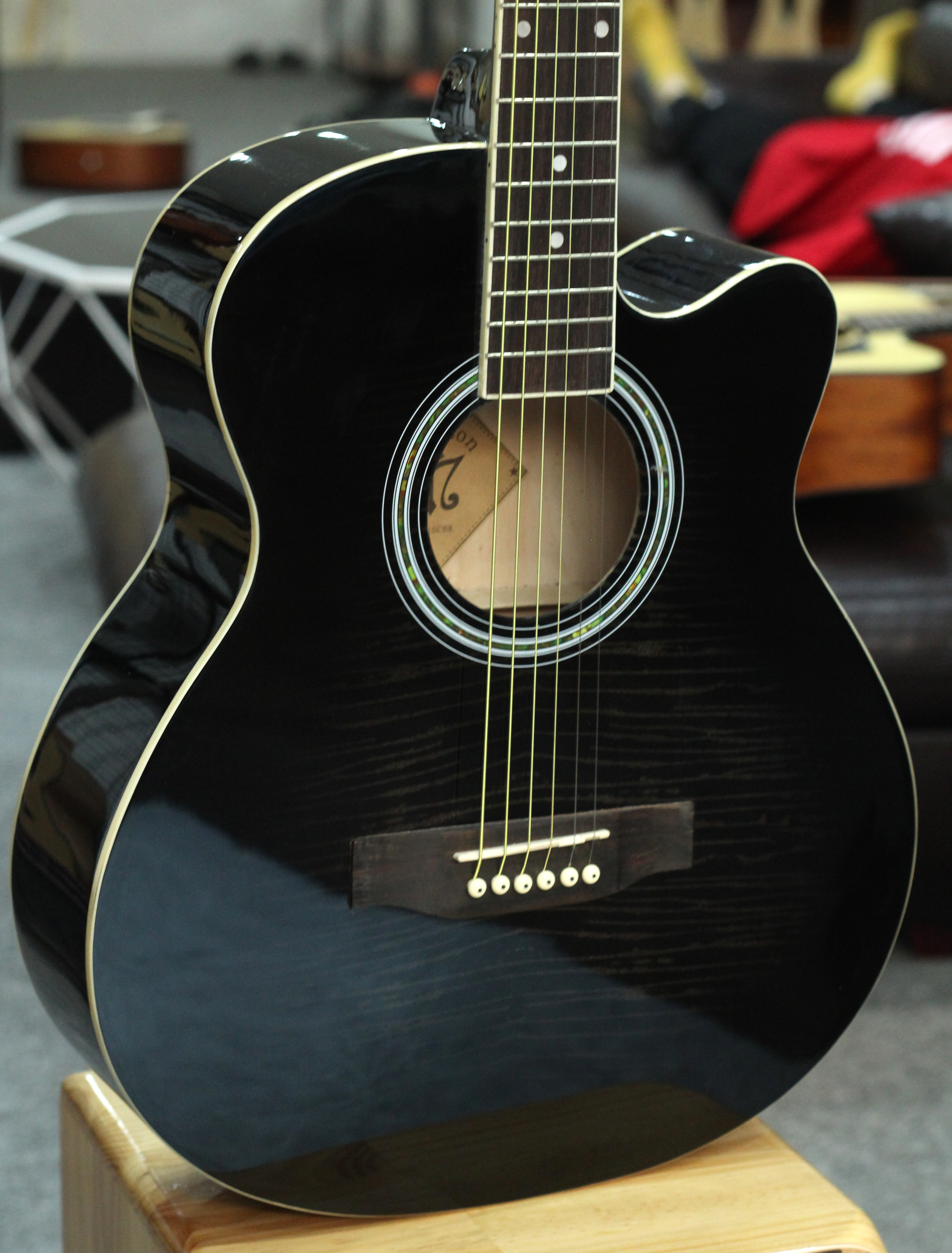 Đàn Guitar Acoustic Morrison MGW 10CBK