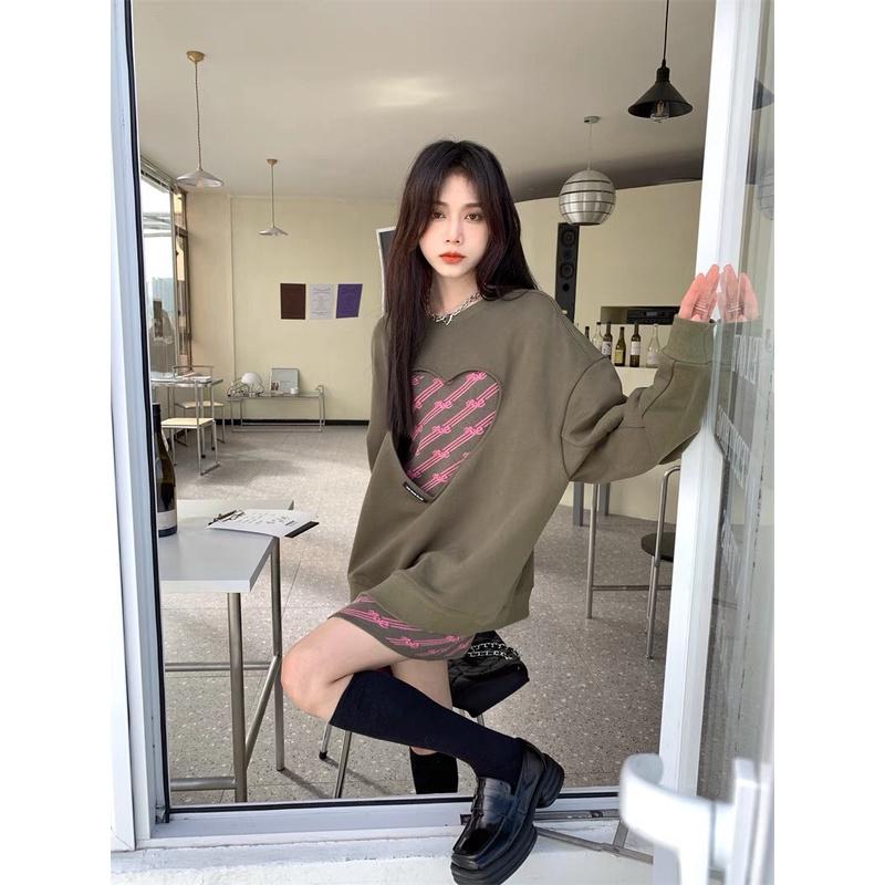 Áo nỉ TRÁI TIM rỗng hot trend