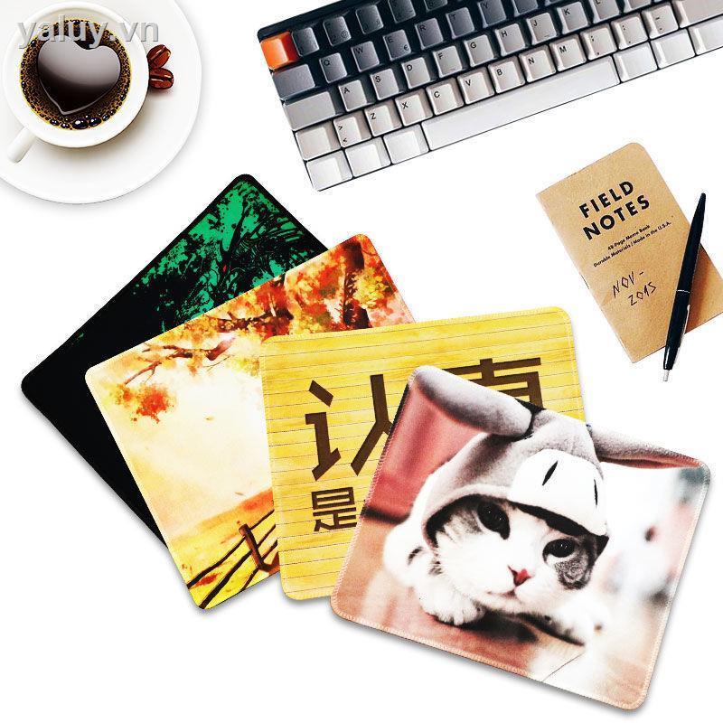 Tấm lót chuột và bàn phím máy tính in hình cô gái anime dễ thương