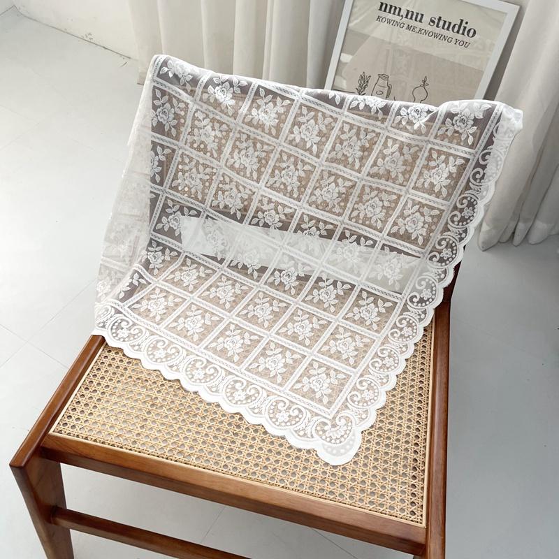 Khăn Trải Bàn Phối Ren Xinh Xắn Theo Phong Cách Vintage