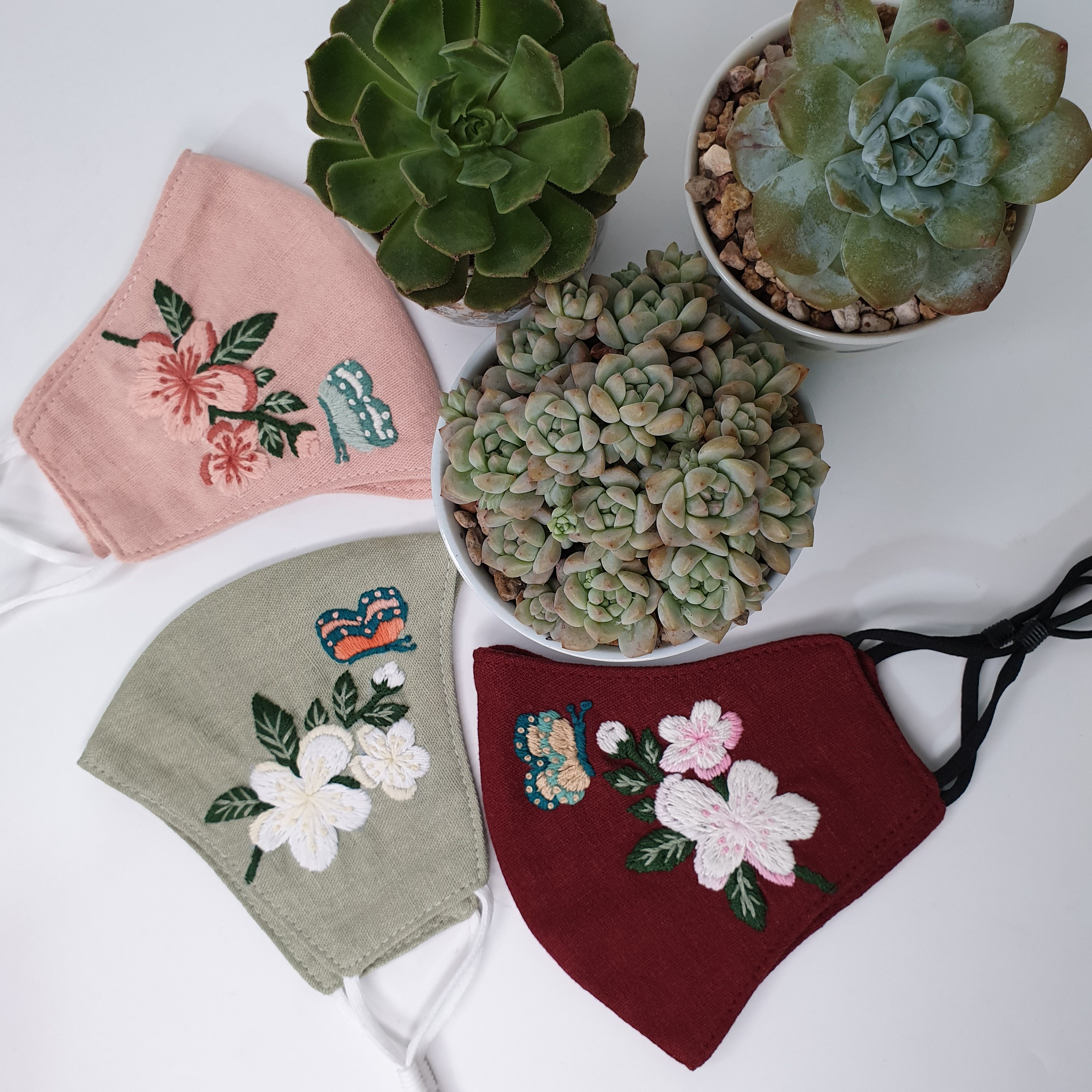 Khẩu trang thêu tay vải linen JL182X