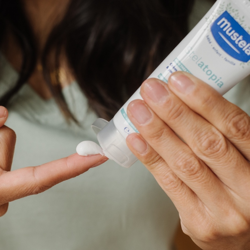 Kem Dưỡng Da Mặt Và Toàn Thân Da Chàm Cho Trẻ Sơ Sinh, Trẻ Em Và Mẹ Bầu Stelatopia+ Lipid-Replenishing Cream 150ml