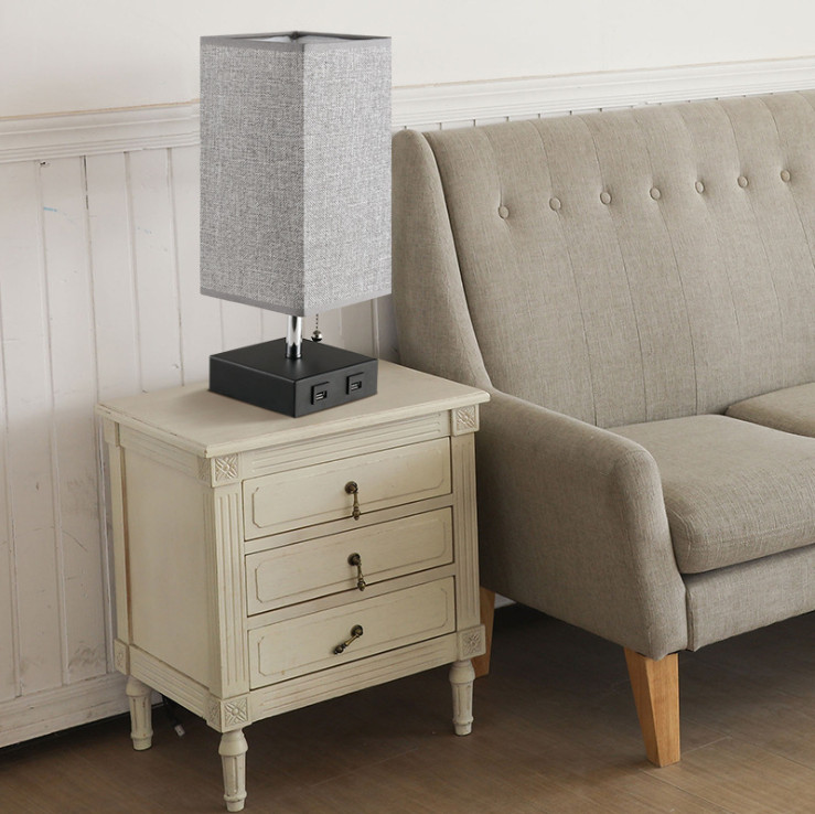 Đèn phòng ngủ Bedside Table Lamp để bàn , 2 cổng USB , 2 ổ cắm 3 chấu