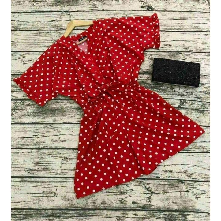 JUMPSUIT CHẤM BI THẮT NƠ TAY LOE