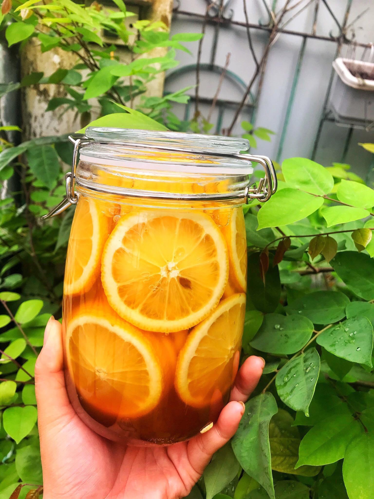 Hũ thuỷ tinh quai cài kim loại 750ml ngâm quả, đựng đồ uống...