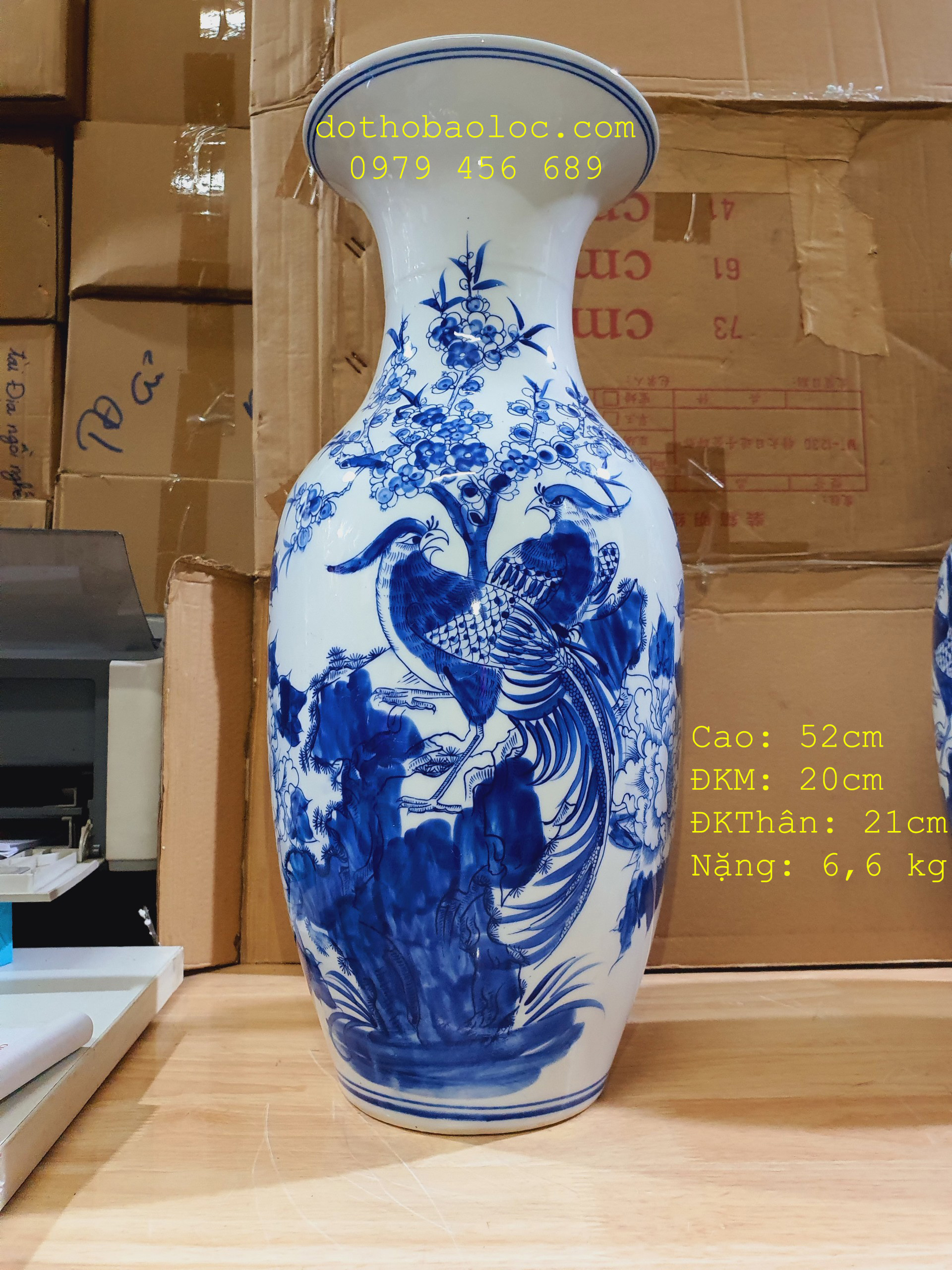Lục bình gốm Bát Tràng hình hoa mẫu đơn cao 52cm