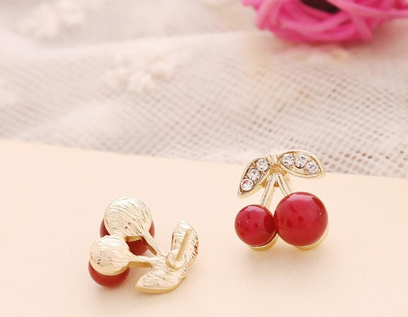 Bông tai trái cherry