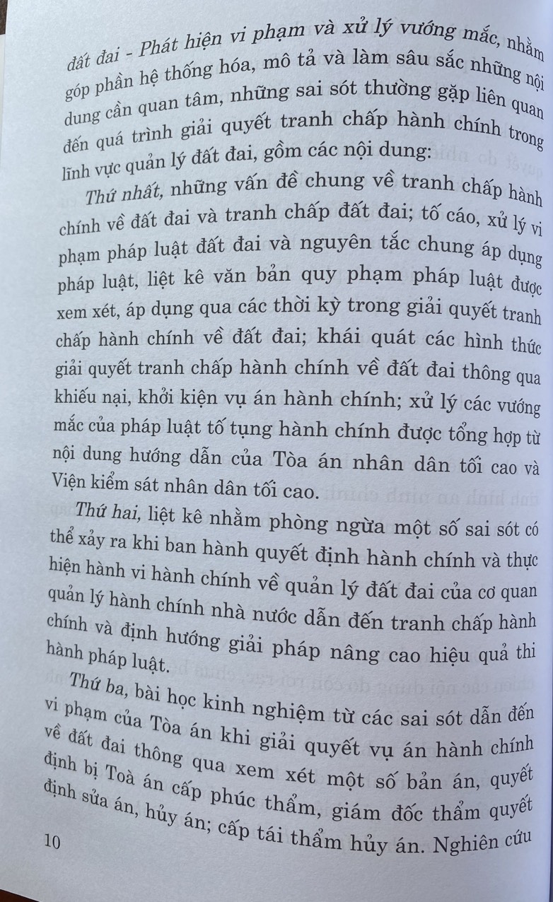 Giải quyết tranh chấp hành chính trong lĩnh vực quản lý đất đai - Phát hiện vi phạm và xử lý vướng mắc (Sách chuyên khảo)