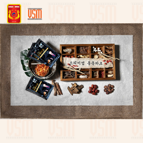 Ginseng House - Chiết Xuất Đông Trùng Hạ Thảo & Hồng Sâm Hàn Quốc 6 Năm Tuổi -Hộp 30 gói