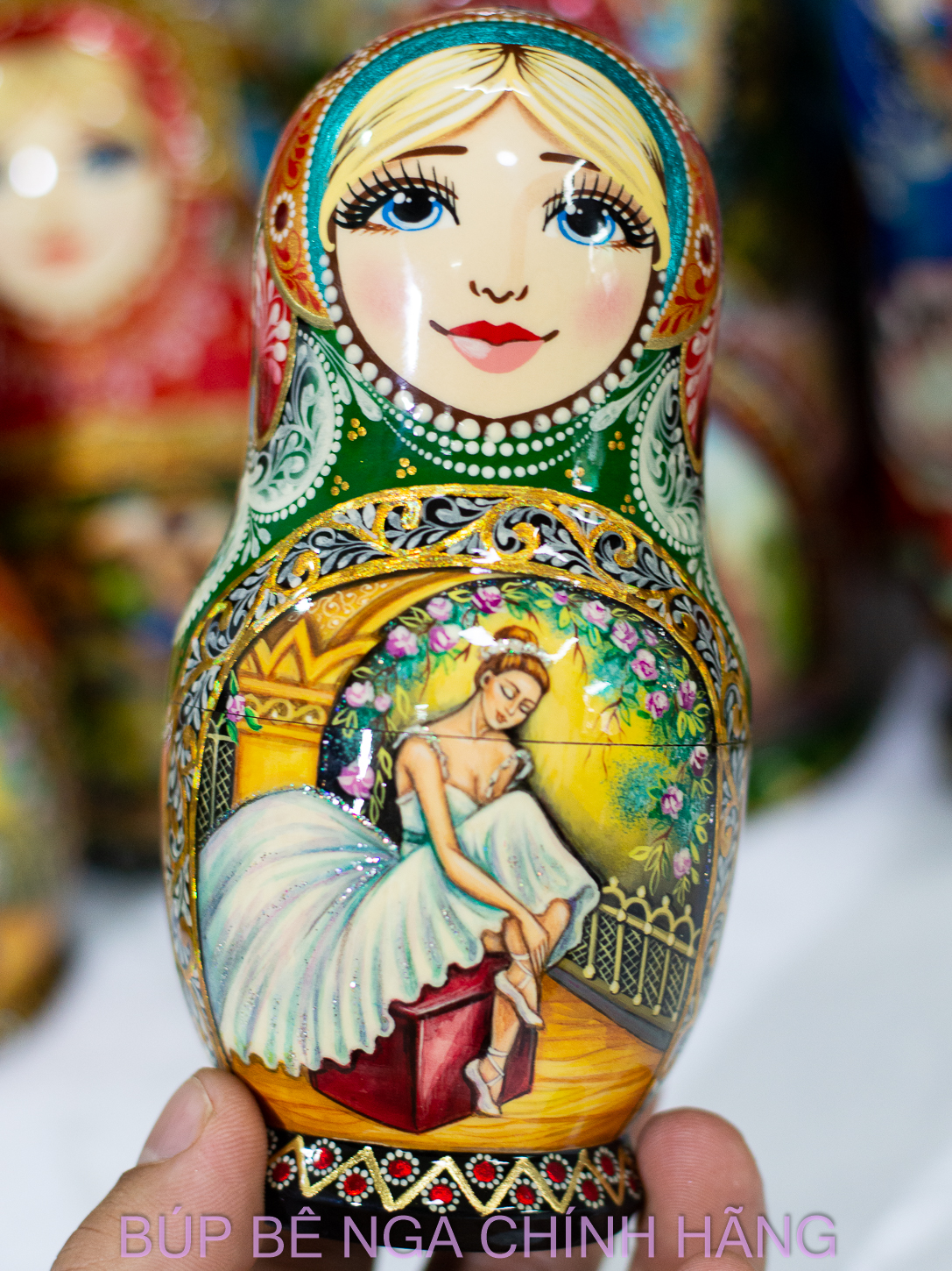 BỘ BÚP BÊ NGA MATRYOSHKA CAO CẤP 5 LỚP 16CM HOA VĂN "VỞ BALE HỒ THIÊN NGA" RẤT ĐẸP VÀ SANG TRỌNG
