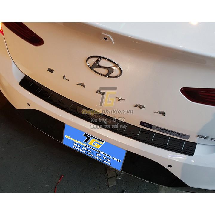 Combo ỐP BẬC CỐP VÀ BẬC CỬA xe Hyundai Elantra 2017-2020 vân Carbon
