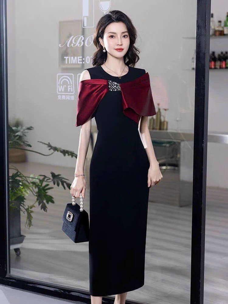 Đầm đính đá dự tiệc cao cấp