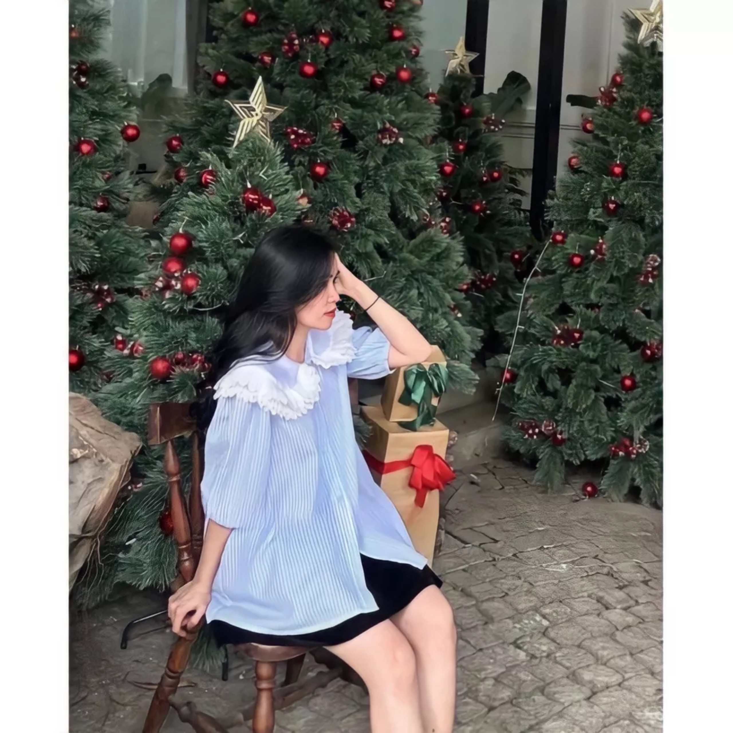 Áo Sơ Mi Nữ Cổ Sen Viền Bèo Tay Bồng Kẻ Vải Xốp Phối Màu Tiểu Thư Siêu Xinh