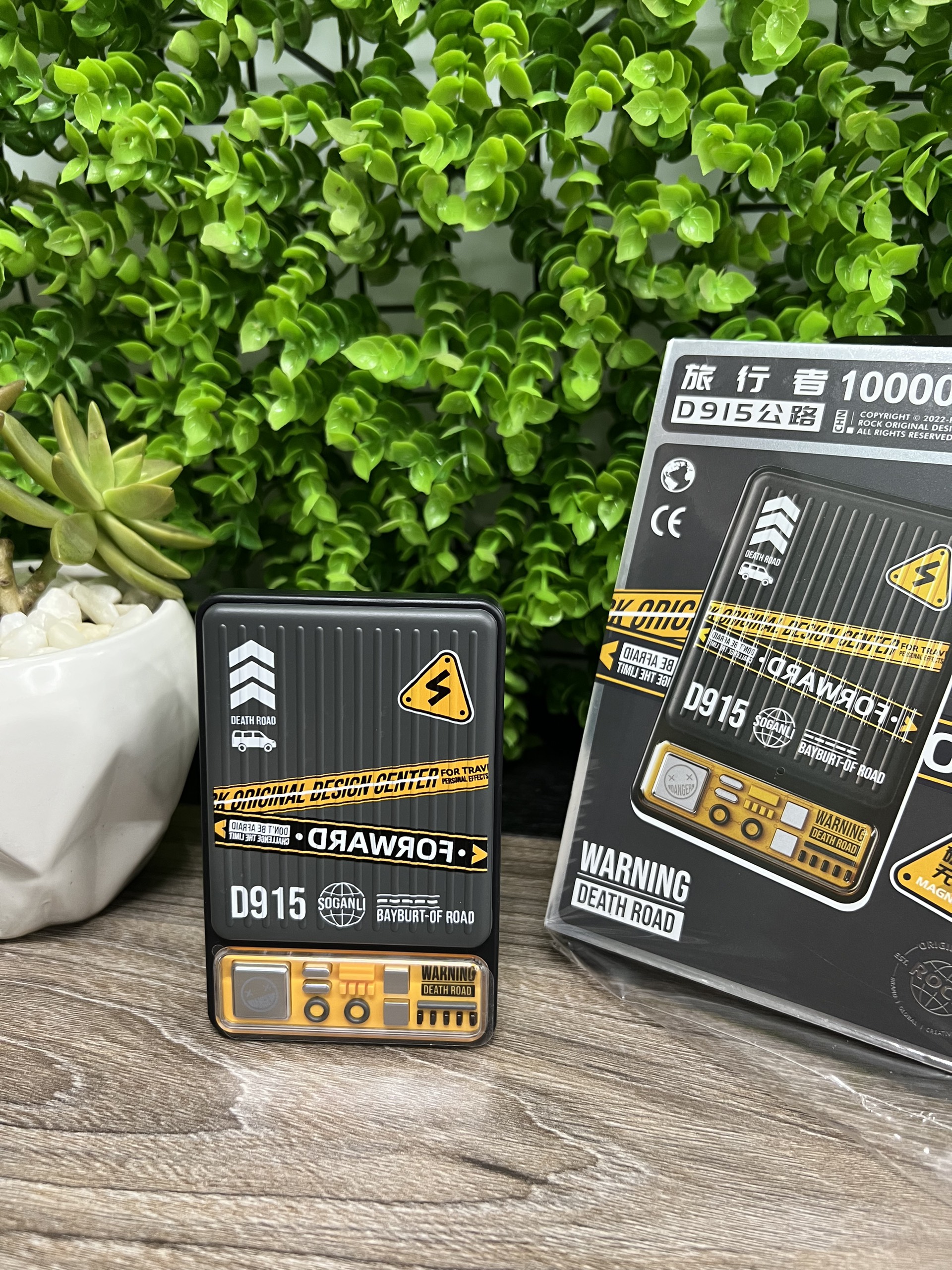 Pin dự phòng sạc nhanh PD 20W không dây từ tính Rockspace P90 10000mAh - Hàng chính hãng bảo hành 12 tháng