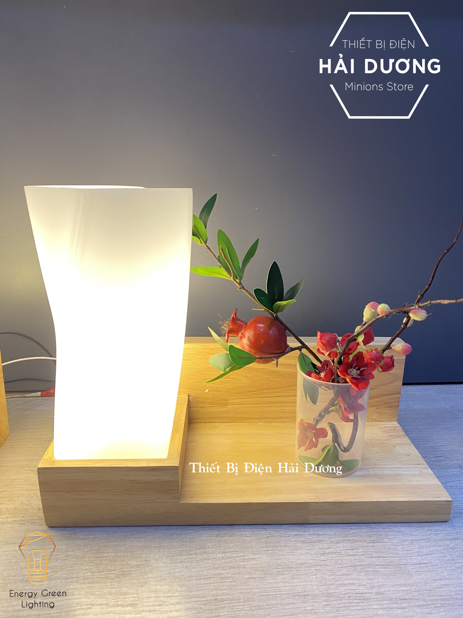Đèn Tường Kệ Gỗ Chao Thủy Tinh Hiện Đại DT-3024 - Trang Trí Căn Phòng - Đã Bao Gồm Bóng LED - Có Video