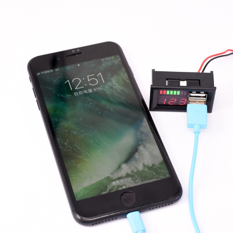 Đồng hồ báo điện áp ắc quy kèm sạc USB đa năng cao câp