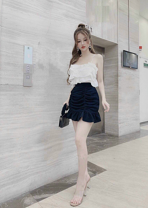 Set Áo Croptop Nhún Bèo Kèm Chân Váy Xòe Đuôi Cá Thời Trang