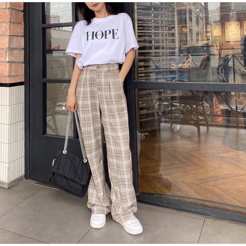 Quần vải thiết kế kẻ be