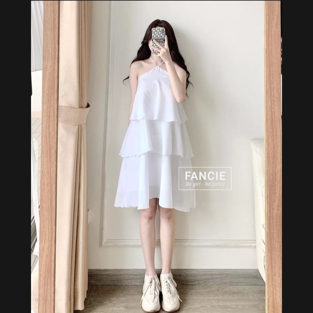 Váy Cổ Yếm Trắng 3 Tầng Bánh Bèo Vintage