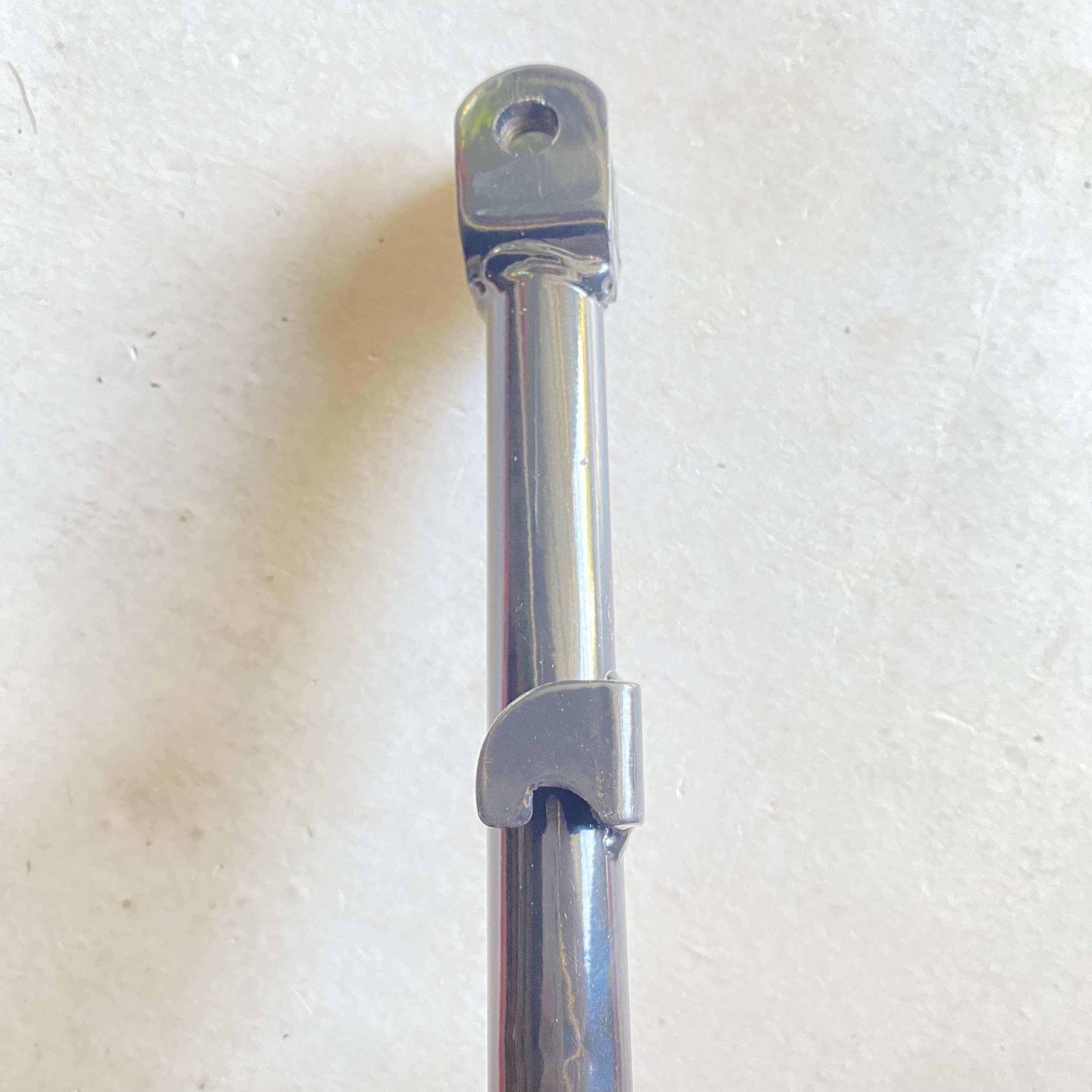 Chân chống bên lead 125